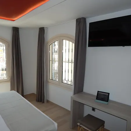 Boutique Dona Carmen - Adults Recommended * Nerja