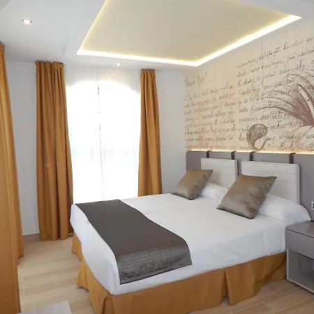 Boutique Dona Carmen - Adults Recommended * Nerja